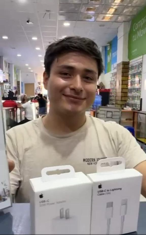 Renato Castillo, cliente de ServiMovil